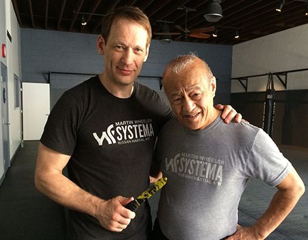 Bruce-lee-training-partner-dan-inosanto-training-the-russian-martial-art-of-system-with-martin-wheeler-at-the-academy-beverly-hills
