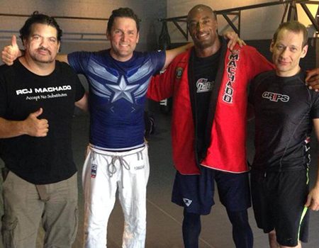 NFL-New-England-patriots-star-andre-carter-training-bjj-and-systema-at-the-academy-beverly-hills-rigan-machado-martin-wheeler-private-training